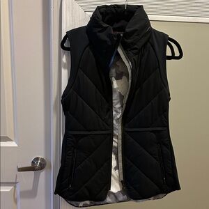 Athleta Black Women's Quilted Vest